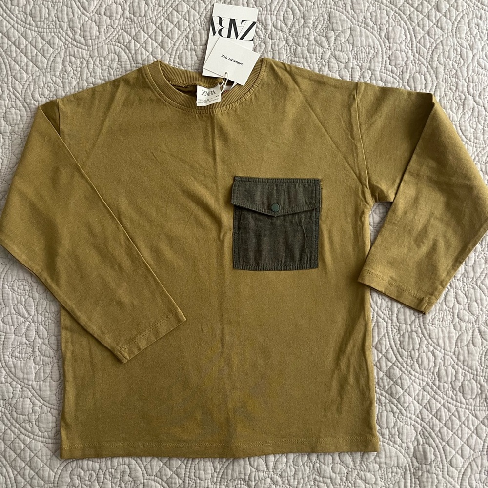 Zara boys t-shirt, size 4-5 yrs, color mustard green